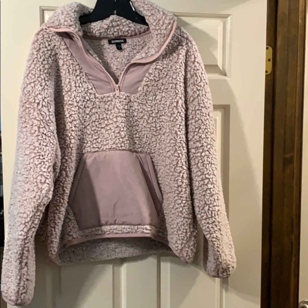 Women’s Fleece pullover
